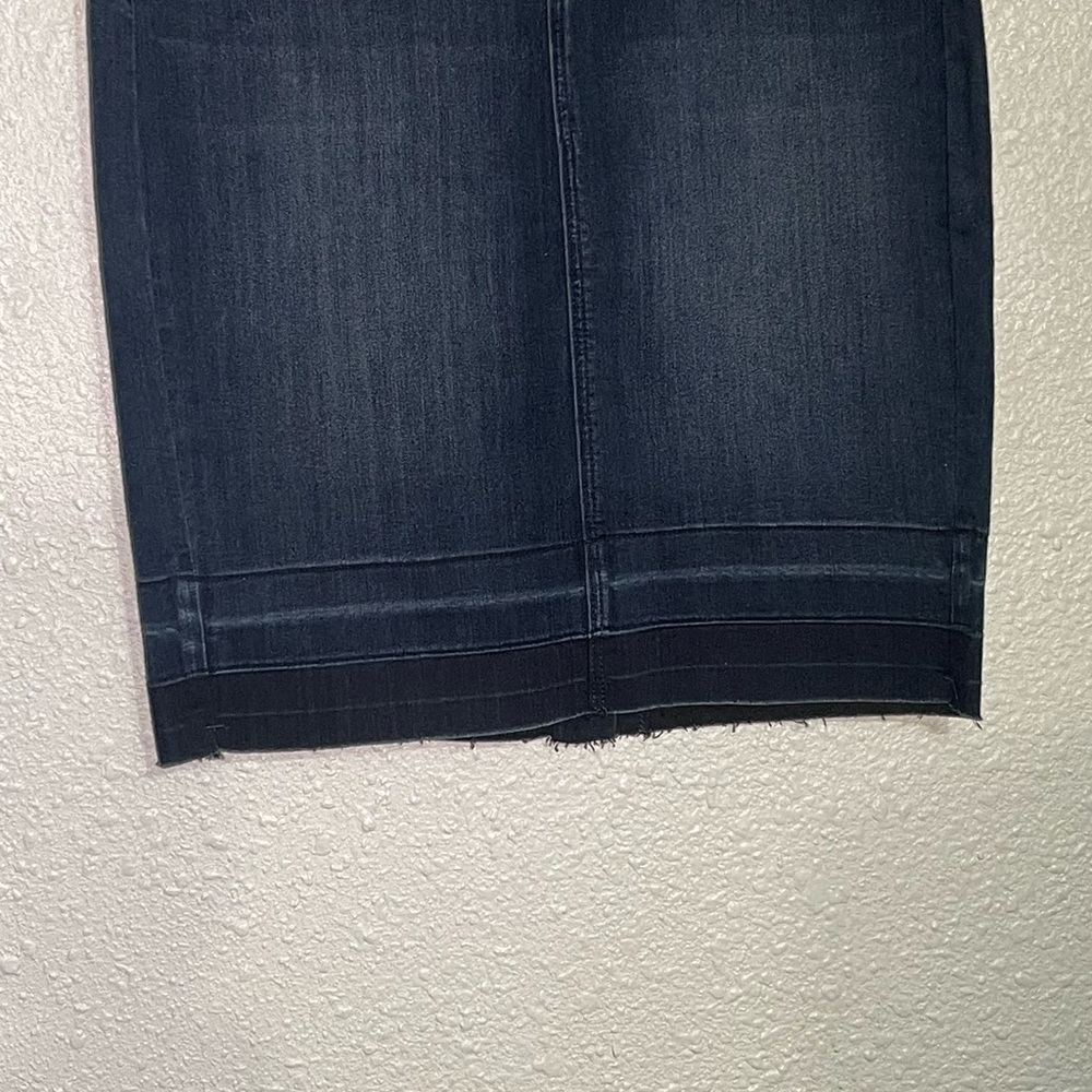 Liverpool women’s Dark Denim Pencil stretchy Skirt size 6 - Picture 6 of 7